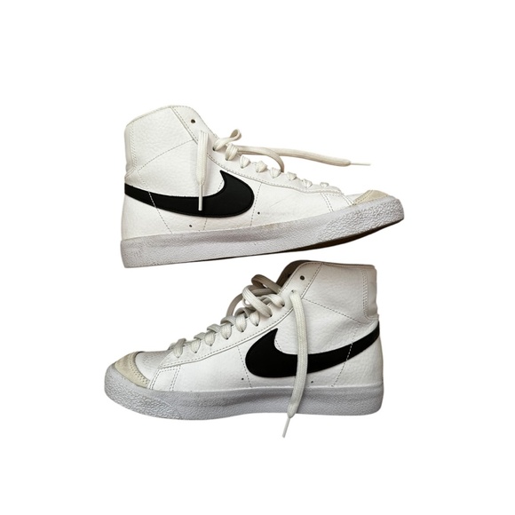 nike blazers - Picture 2 of 7
